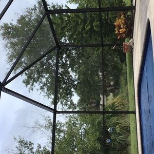 Meet your Posher, Sylvia